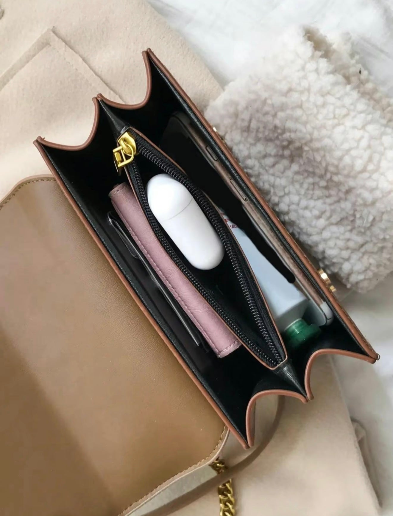 Simone | Timeless Luxury Chain Bag