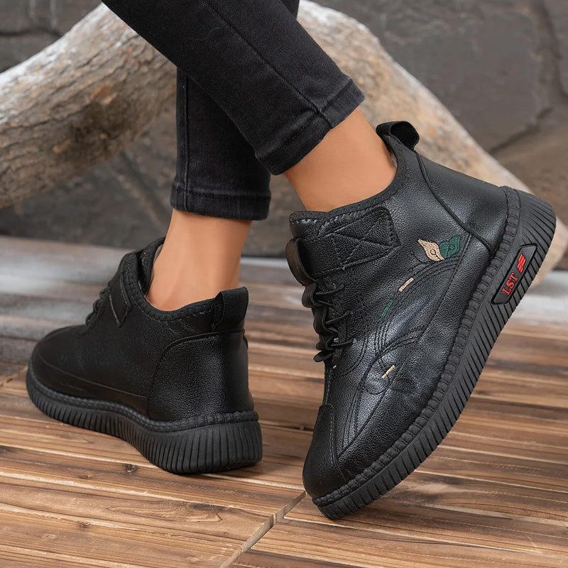 Siobhán Comfy Step Boots