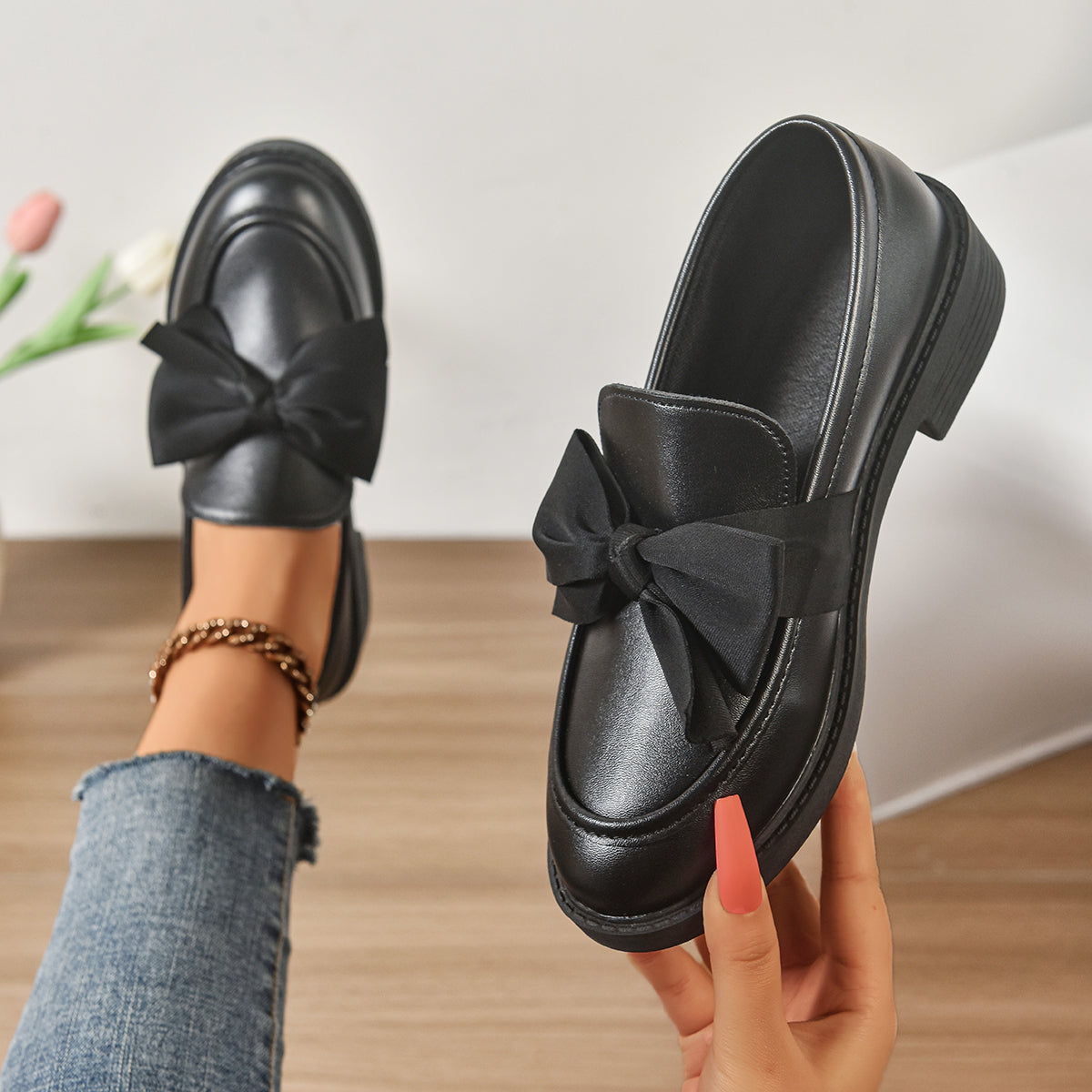 Ayora | Modern Leather Flats with Bow Detail